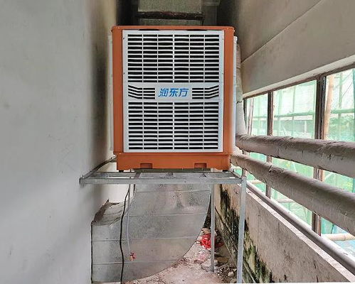 車間溫度高,悶熱,異味 有了 潤(rùn)東方環(huán)保空調(diào) 這些都不是事